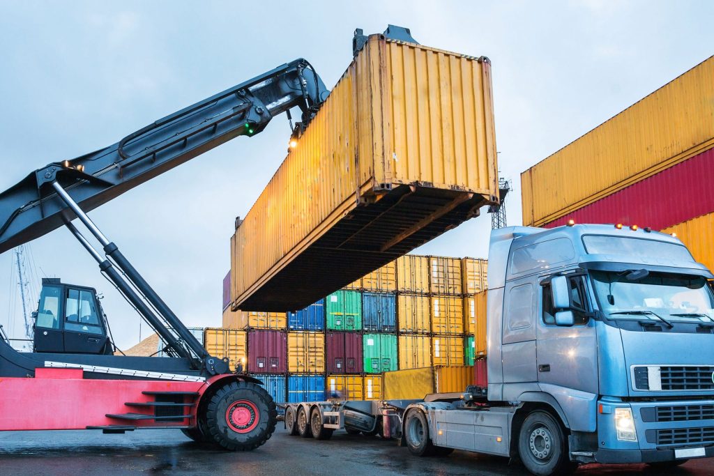 If you need container trucks in Singapore for your oversized logistics transportation, Pollisum is your best bet.